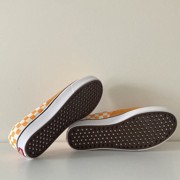 Brand new Vans shoes size 10.5 - Picture 5 of 7